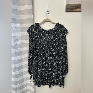 FREE PEOPLE NWOT Floral Black and White Women's Tunic Top